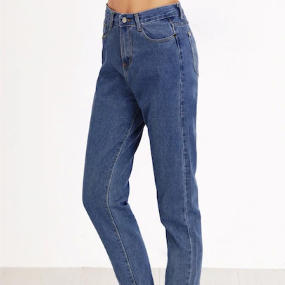 LAST PAIR SALE Vintage Style Light Wash Mom Jeans - Picture 3 of 6